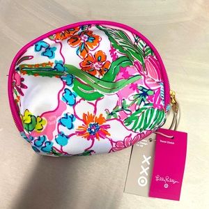 Brand new with tags Lily Pulitzer travel bag